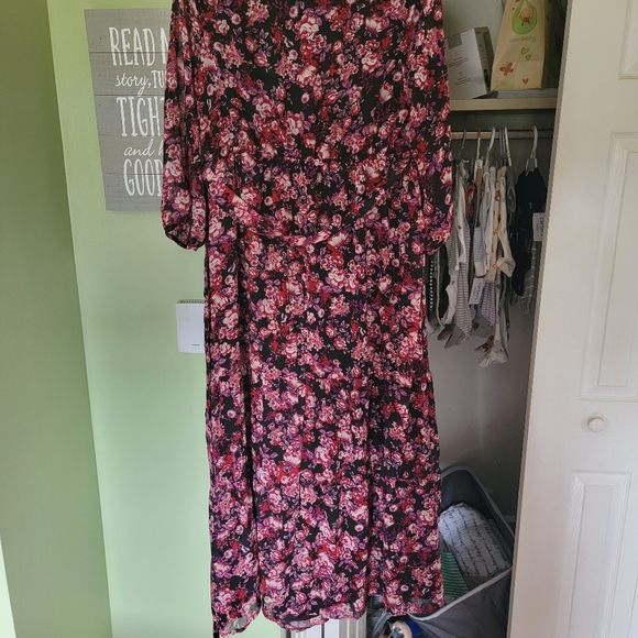Maternity Dress NWT - Picture 3 of 3